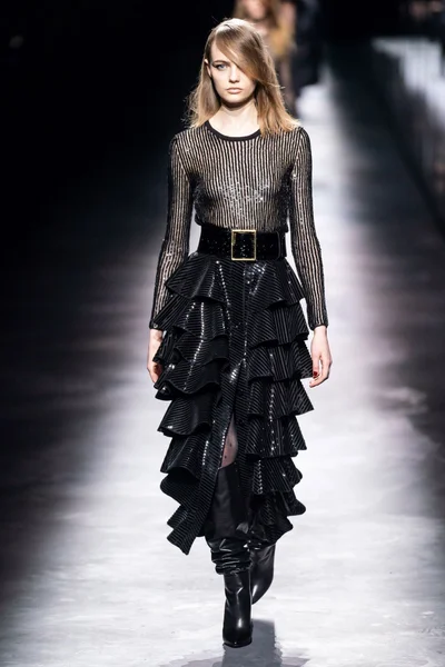 Look 33